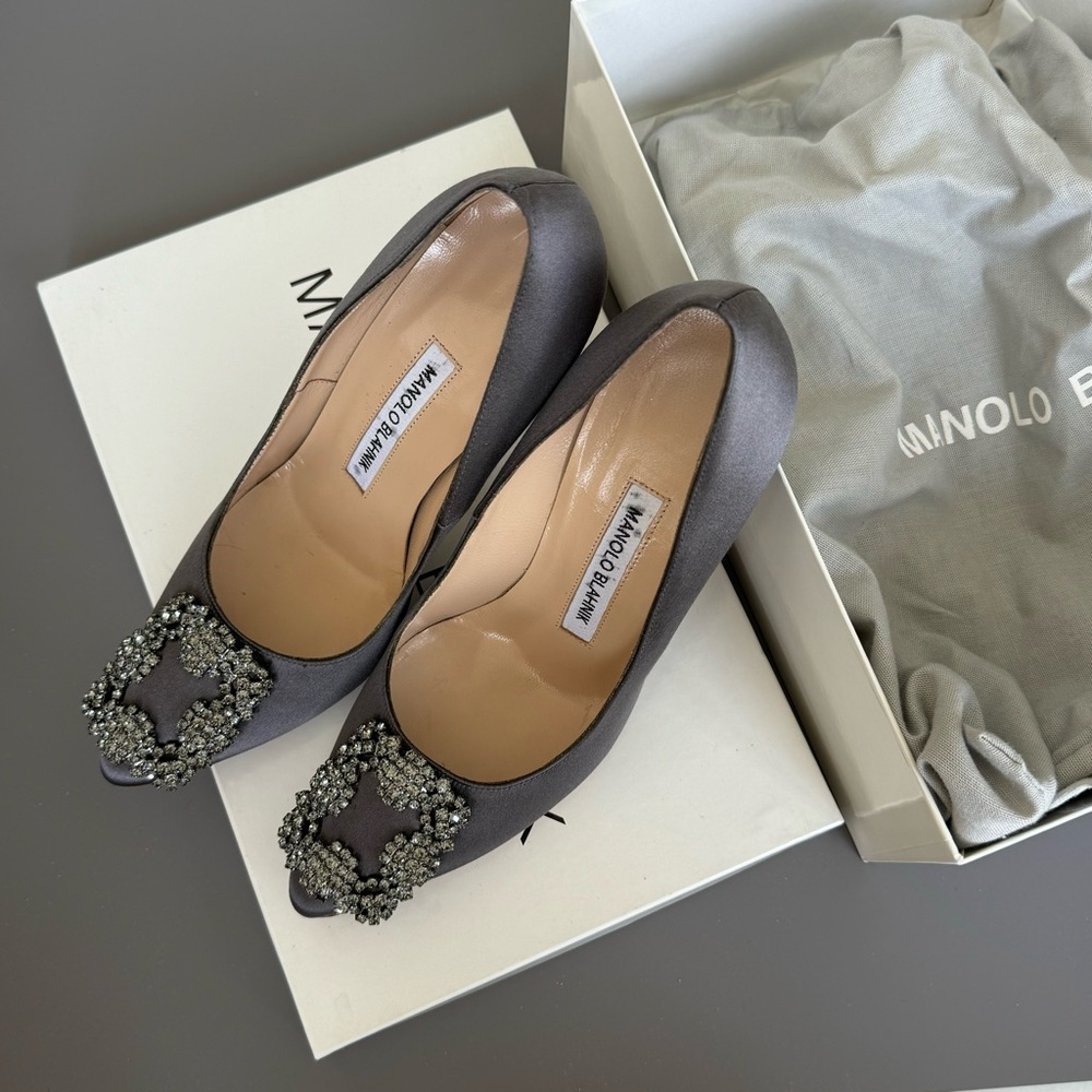 manolo blahnik 70mm heels
